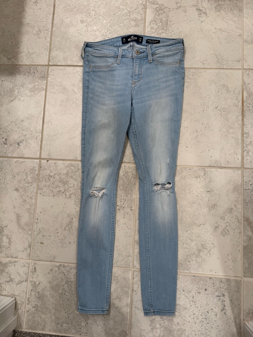 Light Wash Distressed Women’s Skinny Jean Leggings